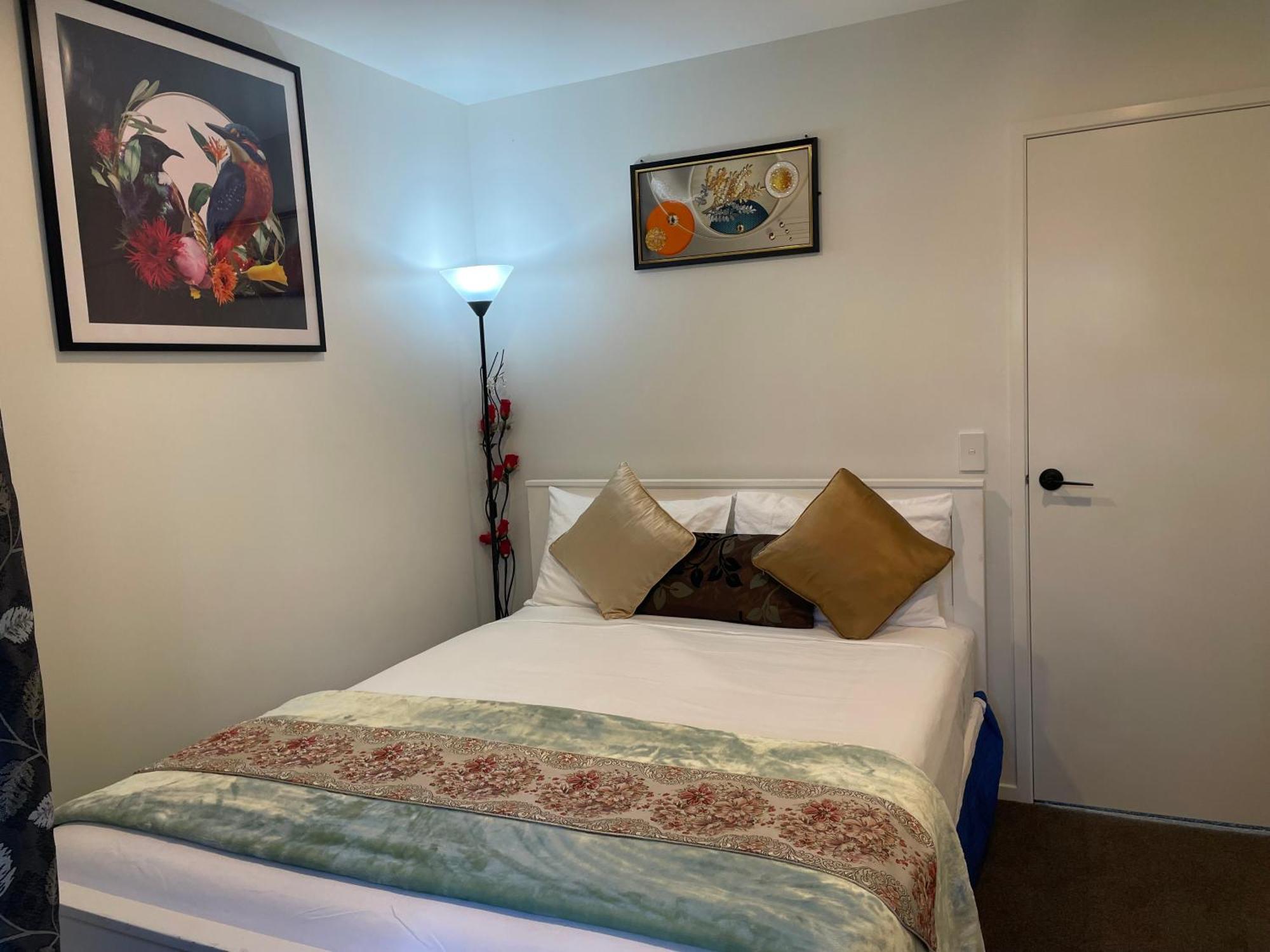 Auckland Cbd, Parnell Ensuite+Patio+Secluded Garage Exterior photo